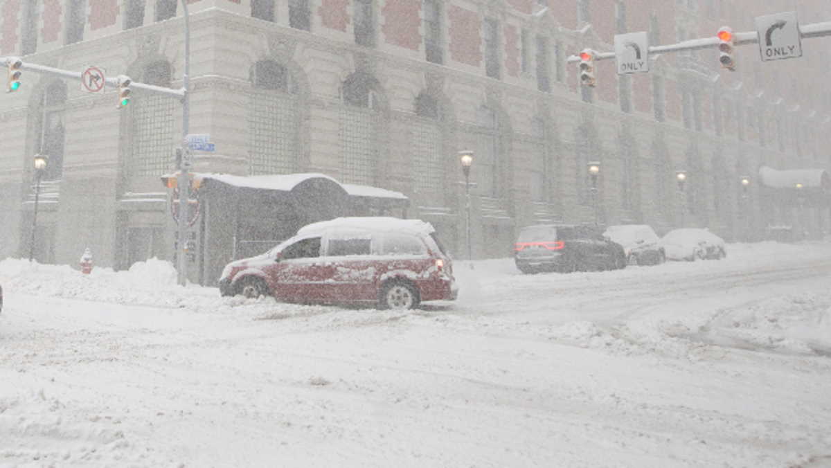 Two dead amid lake effect snowfall in New York, state of emergency in