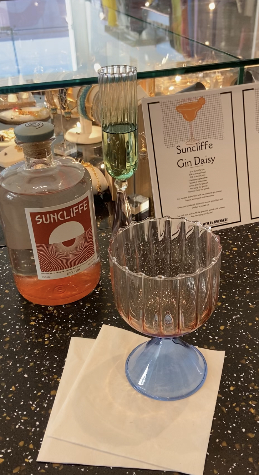 Suncliffe's Summer Gin Daisy Recipe Wolf & Badger
