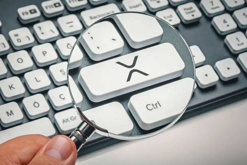 XLM, XRP & USDT Lead Weekend Crypto Buzz