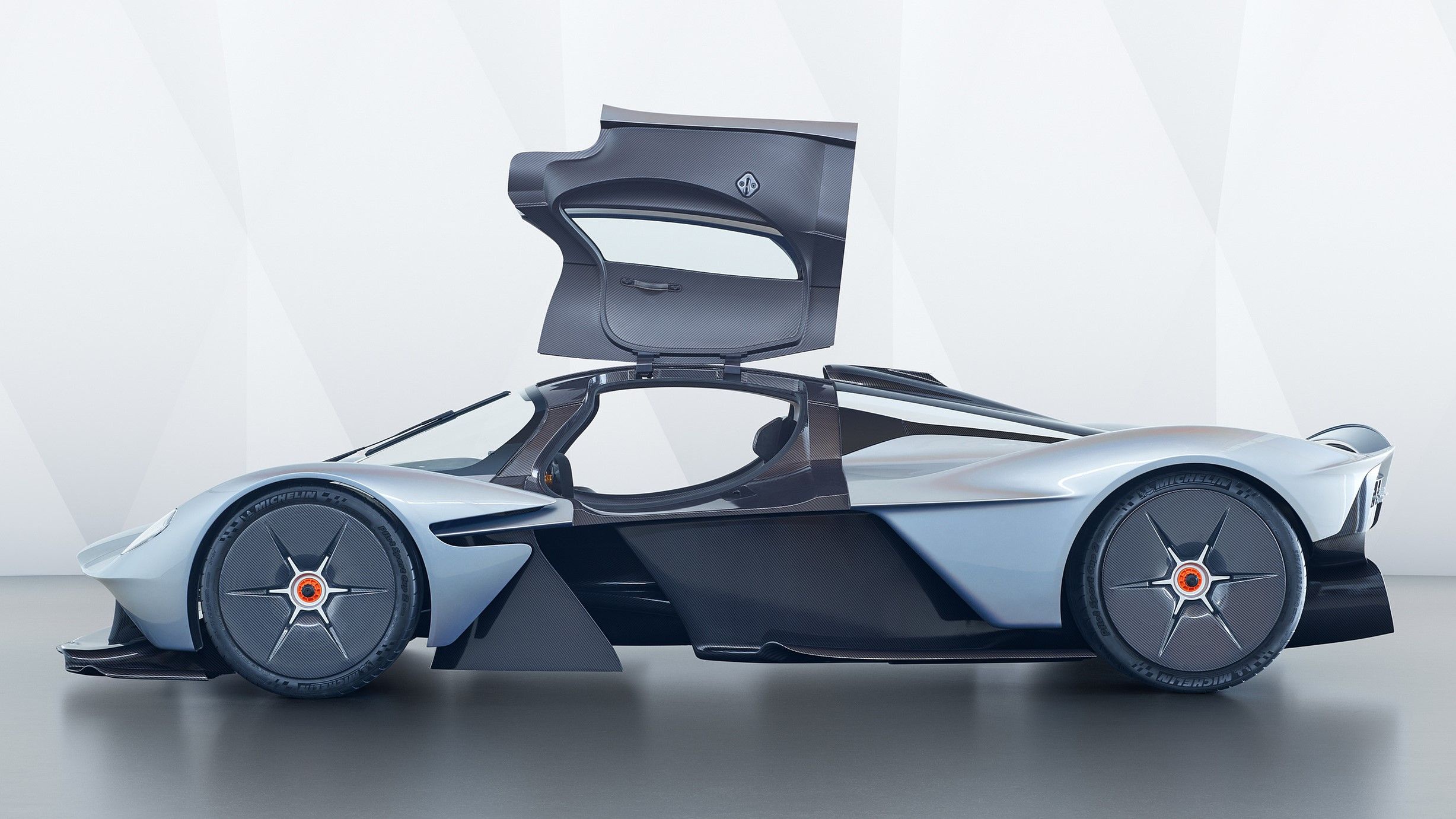 2021 Aston Martin Valkyrie Review - Prices, Release Date, Engine, 0-60, Interiors, Specs, And Rivals - Opera News