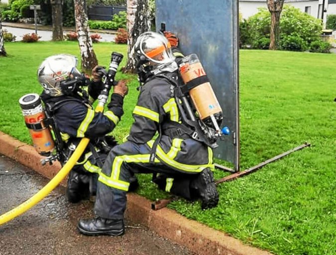 L&rsquo;amicale des pompiers organise bal et feu d&rsquo;artifice le 17 juillet au  stade de football - Opera News