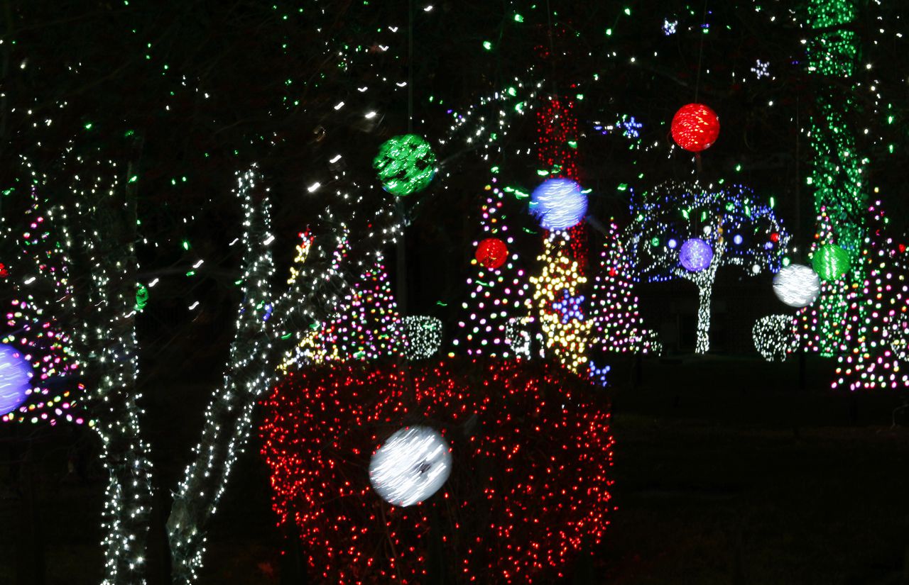 Nela Park Christmas Lights 2022 96Th Annual Nela Park Holiday Lights Flip On Dec. 4 - Opera News