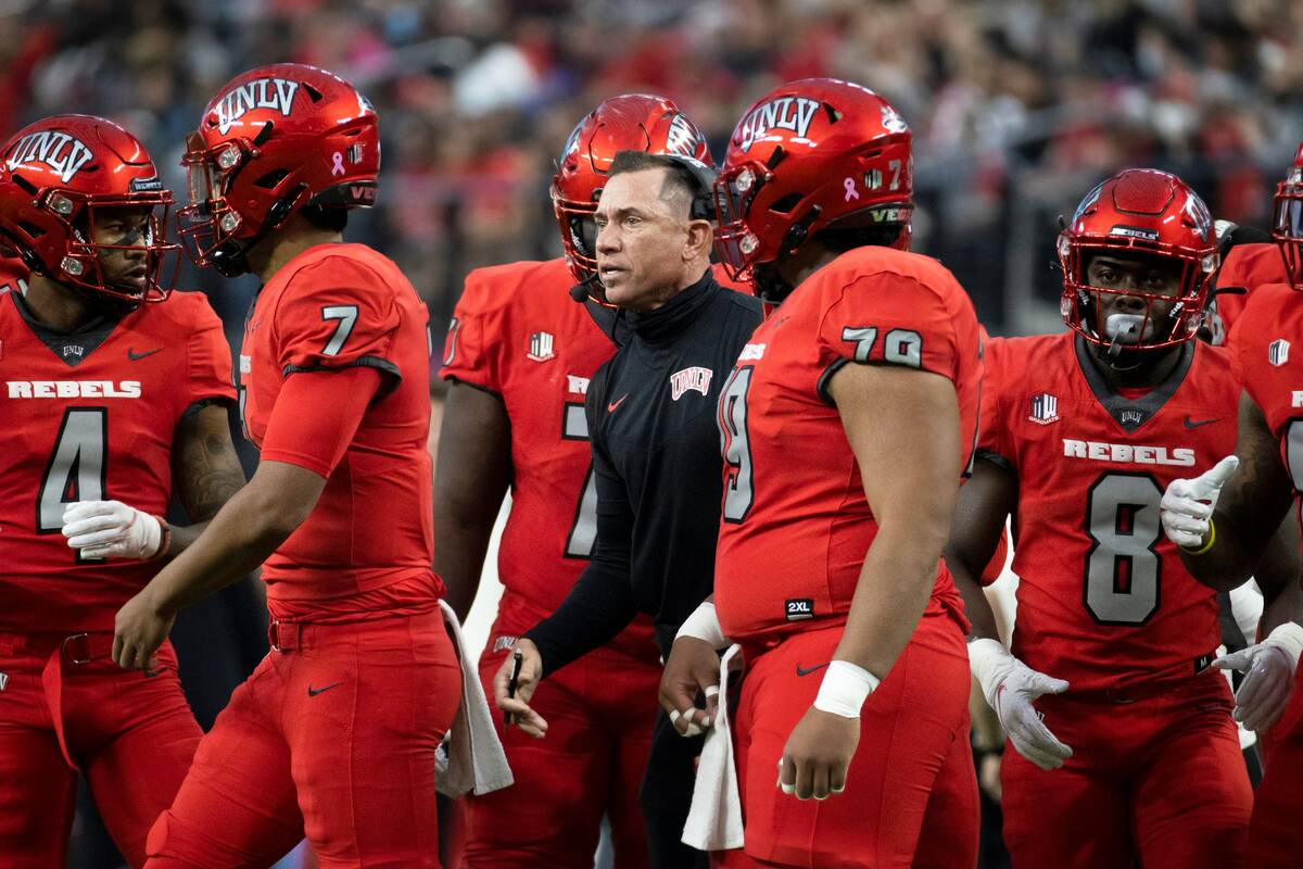Unlv 2023 Football Schedule Unlv 2022 Football Schedule Features Game At Notre Dame - Opera News