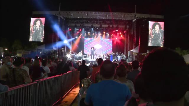 Bayfront Park New Years Eve 2023 New Year's Eve Partygoers Hit Bayfront Park To Welcome 2022 Miami Style - Opera News