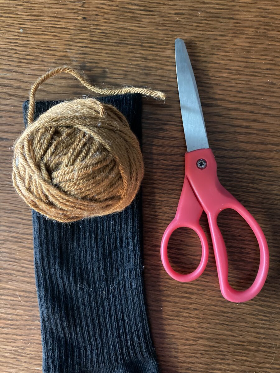 How to Make a Yarn Cozy + Keep Yarn From Tangling for Good! Resalvaged