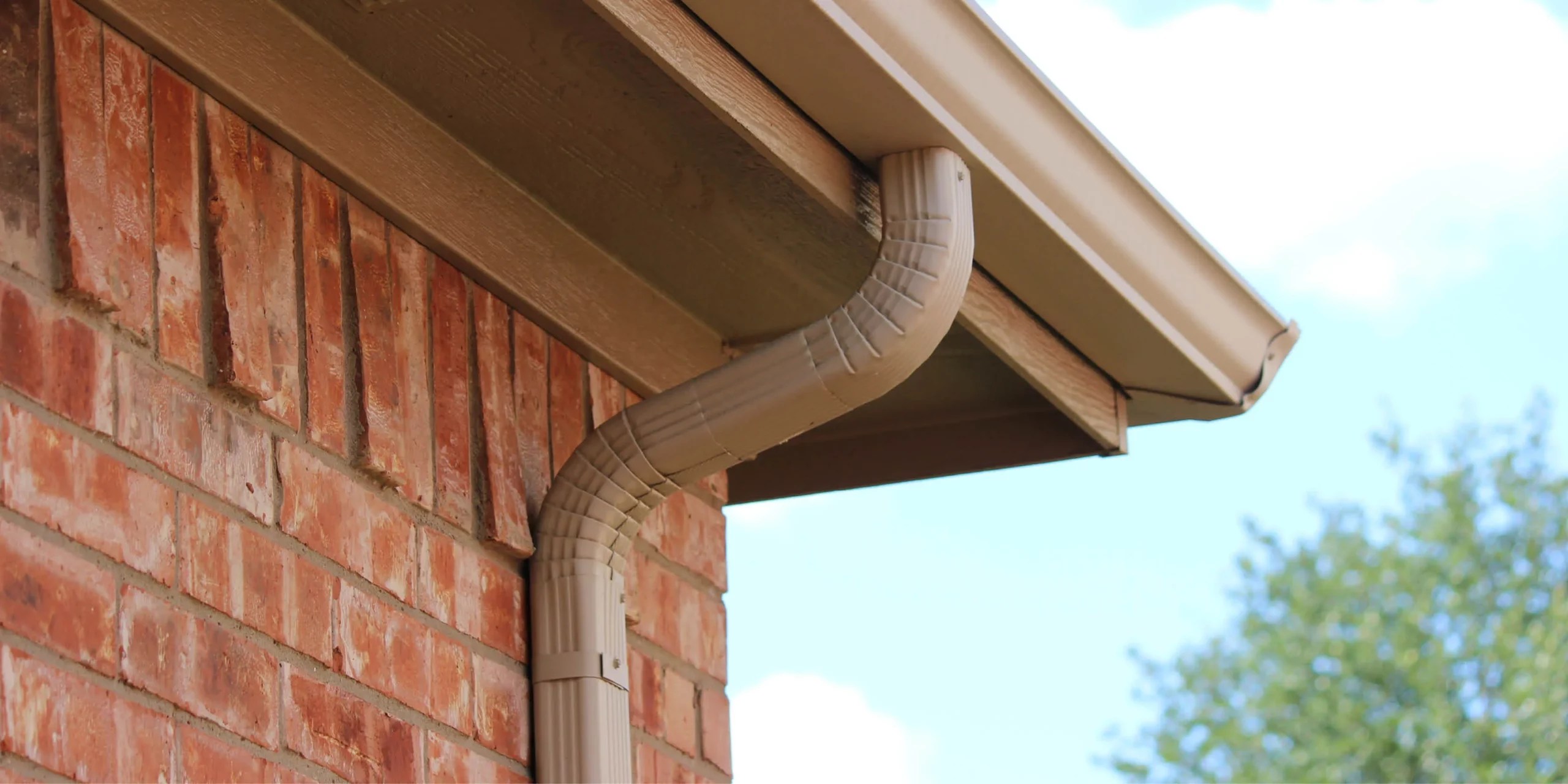 Proper Downspout Placement (6 Placement Tips) Rescue My Roof