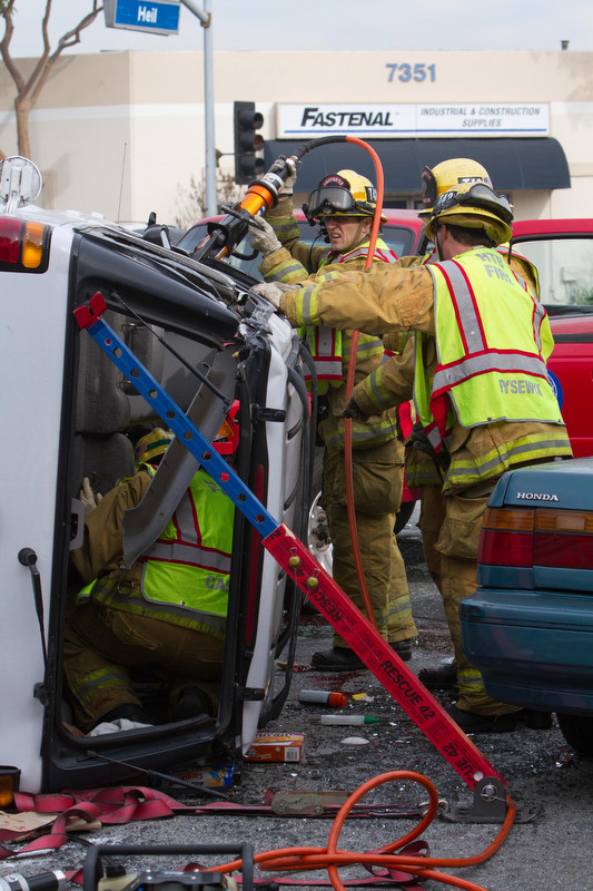 Vehicle Rollover Rescue 42, Inc. Specializes in Reliable Vehicle