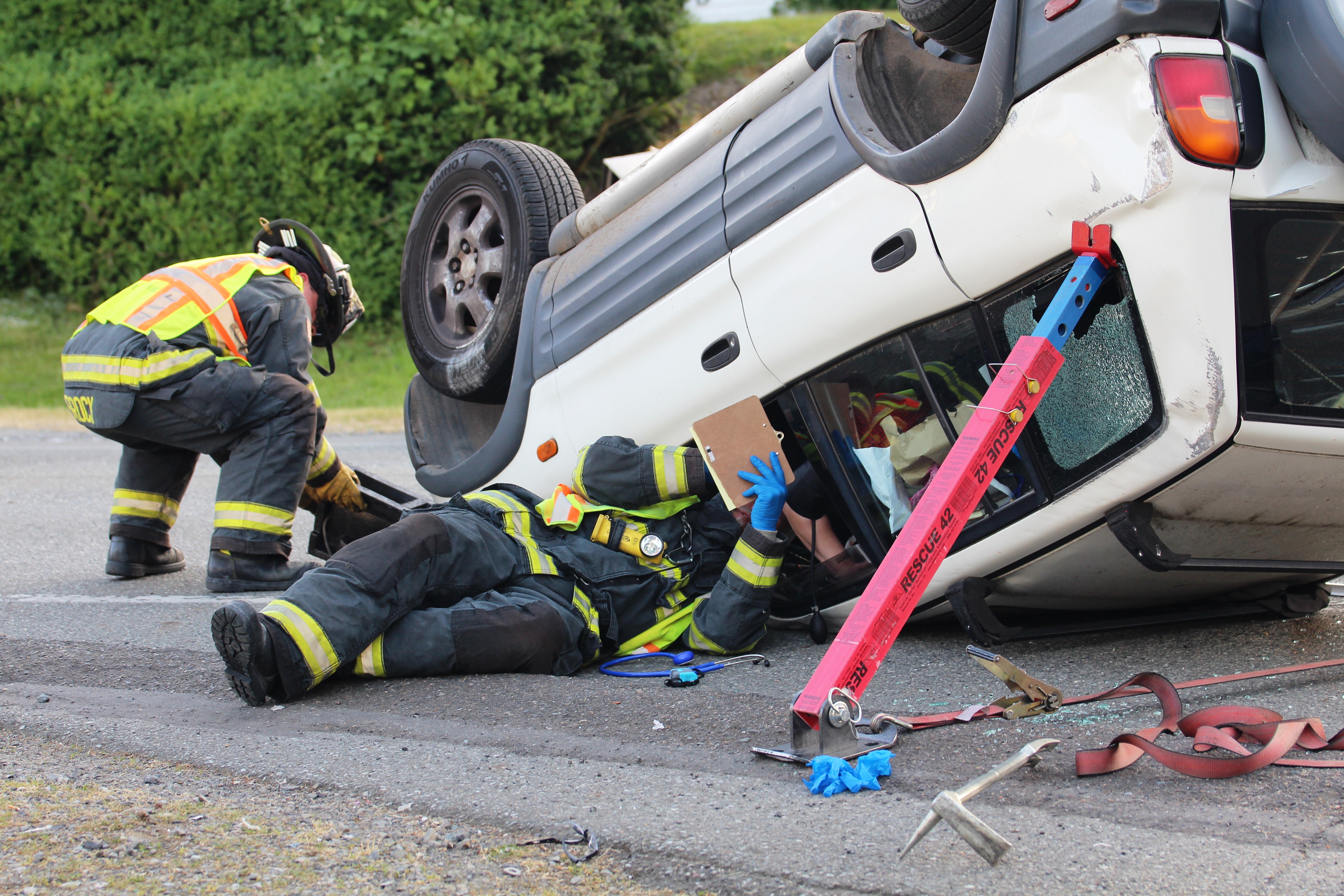 Double Vehicle Rollover Rescue 42, Inc. Specializes in Reliable