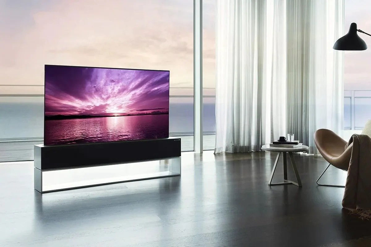 LG Releases Rollable OLED TV In the US For 100,000 Research Snipers