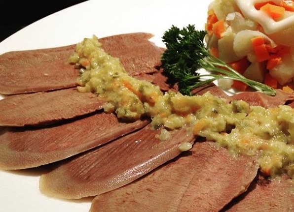 Ciro´s Isidora Goyenechea 2971, Las Condes Reservas en Resermap