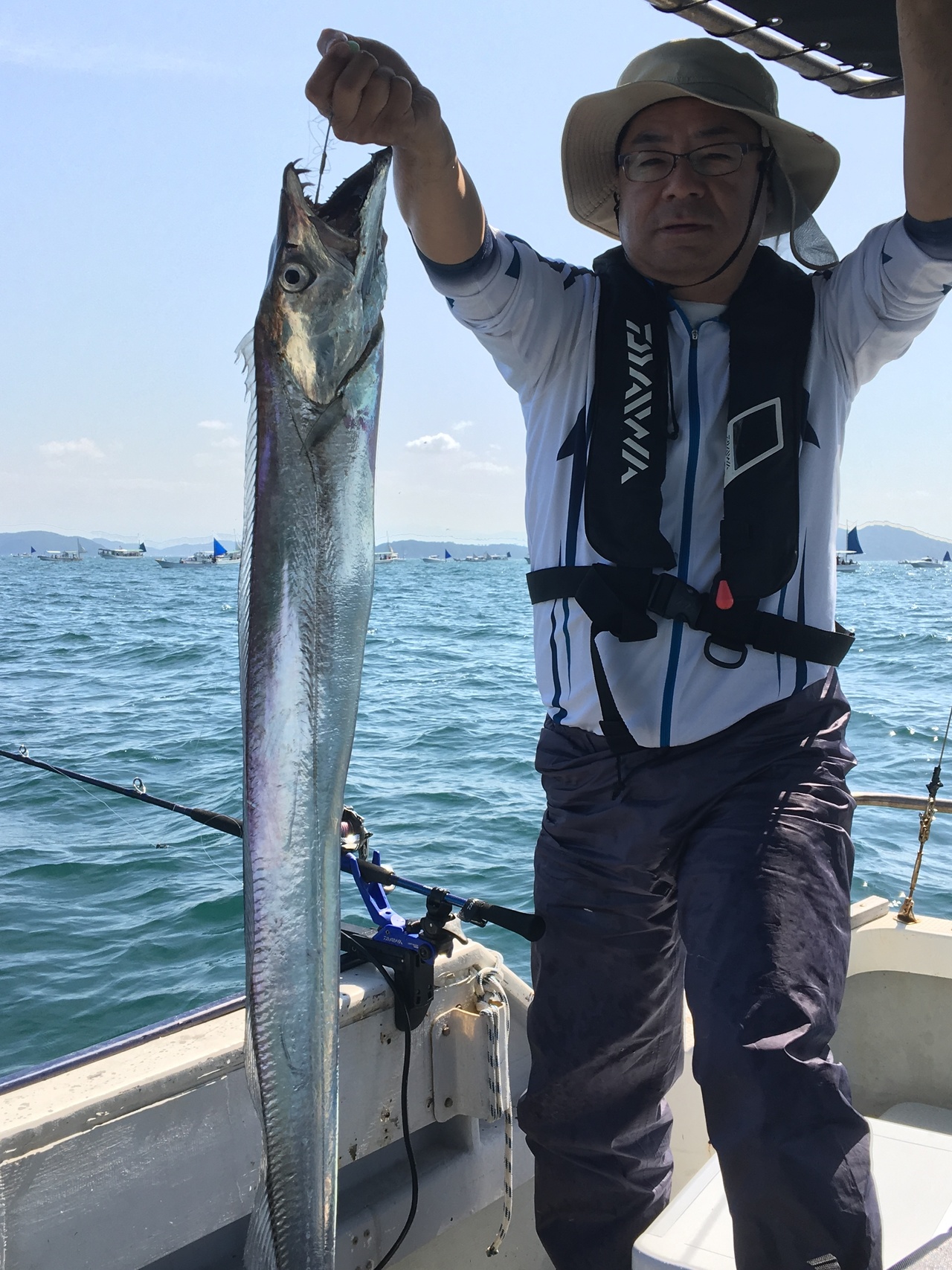 タチウオの釣果｜2019年10月5日｜釣り船 小林屋（大阪府/下荘漁港）｜キャスティング釣り船予約
