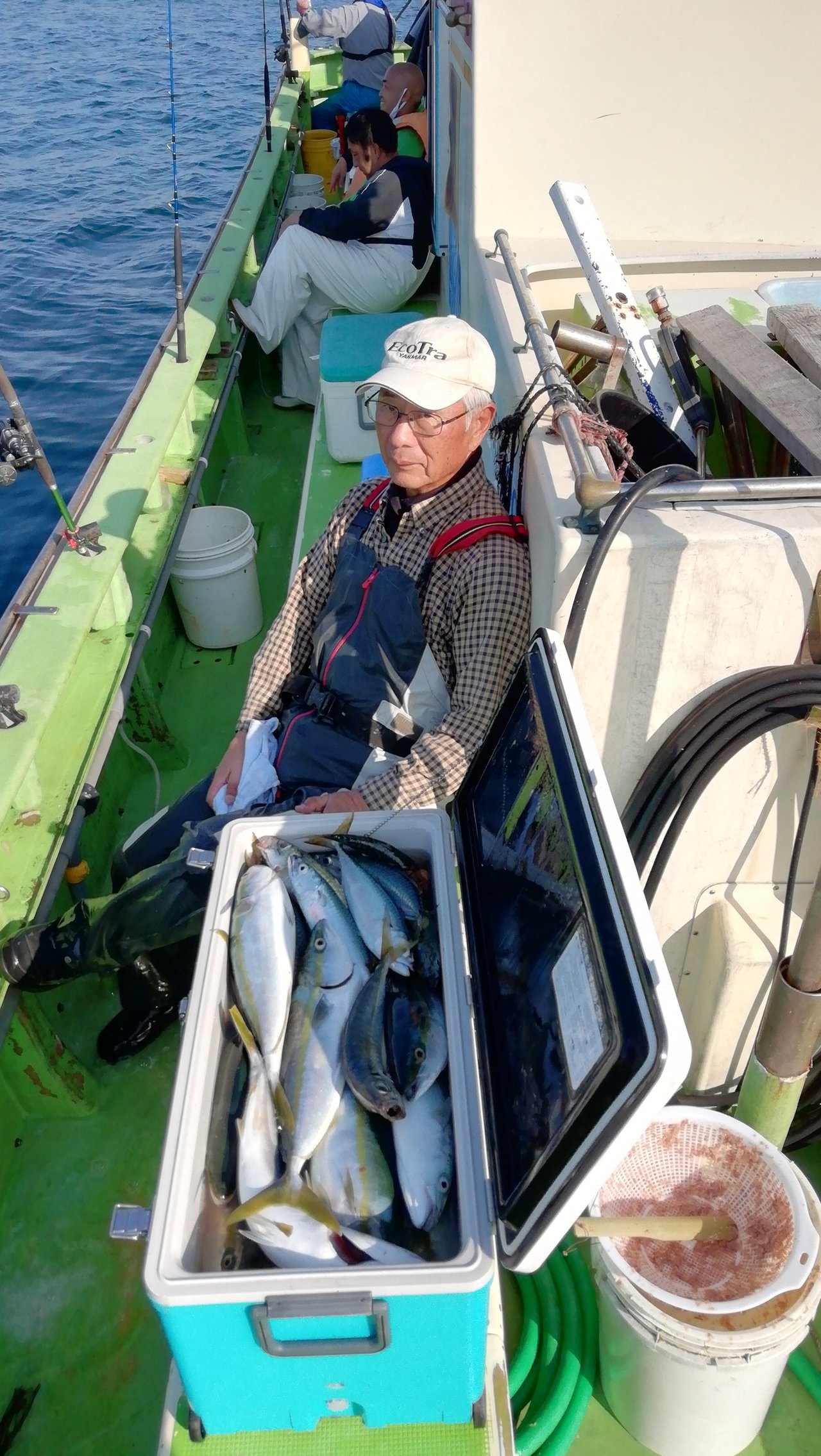 イナダの釣果｜2020年11月19日｜まごうの丸（神奈川県/茅ヶ崎港）｜キャスティング釣り船予約