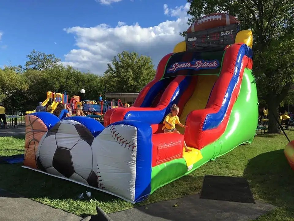 4 Best Bounce House or Inflatable Rental Software (2022) Reservety