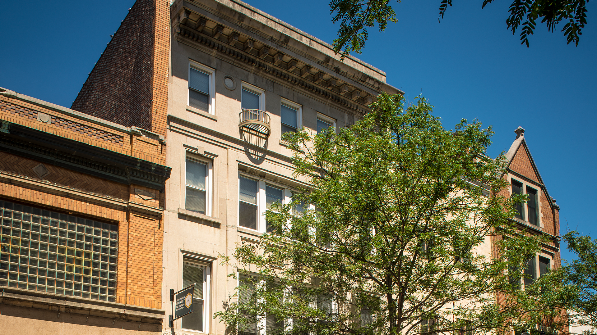 Reside MKT Apartments Downtown Wilmington Apartments for Rent