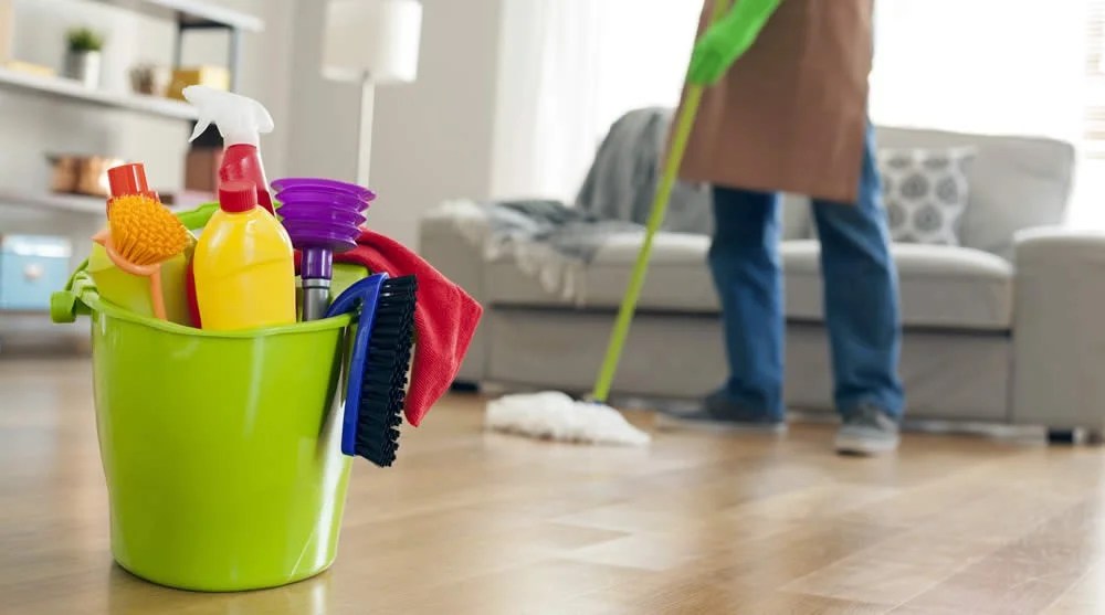7 Reasons Why You Should Hire a Professional House Cleaning Service