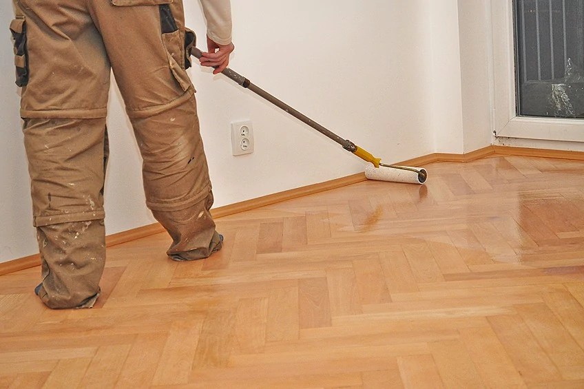 How Long Does Polyurethane Take to Dry? The Most Complete Guide