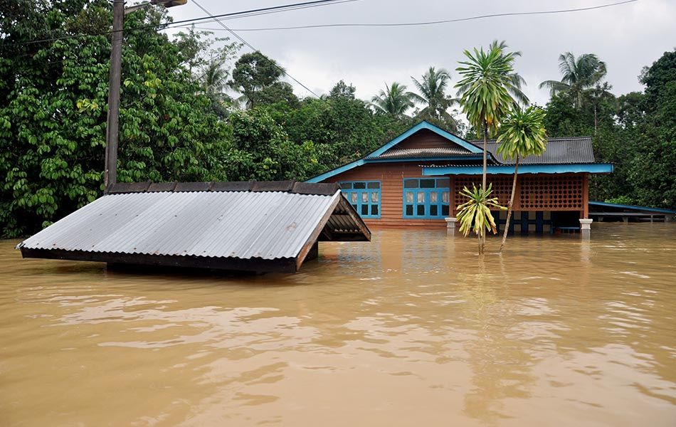 Banjir Pantai Timur semakin serius, mula merebak ke Negeri