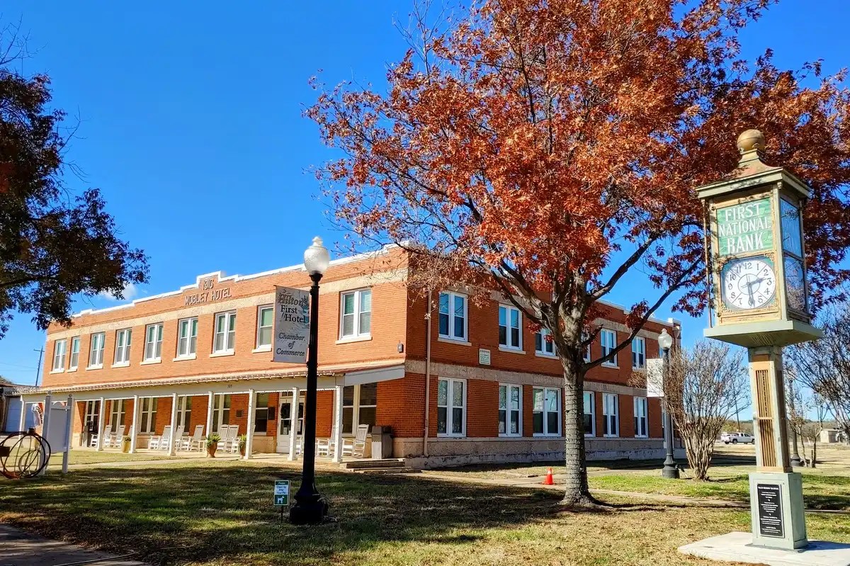 コンラッド・ヒルトン・センター テキサスの田舎町にヒルトン創業の地を訪ねて 会員制ホテル今昔物語 resortboy's blog