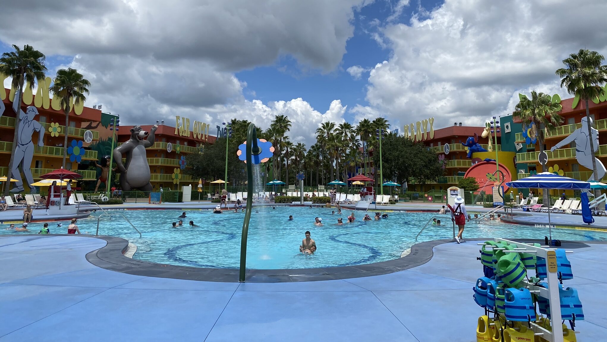 20 AMENITIES at Disney's Pop Century (2024) Resort Rat