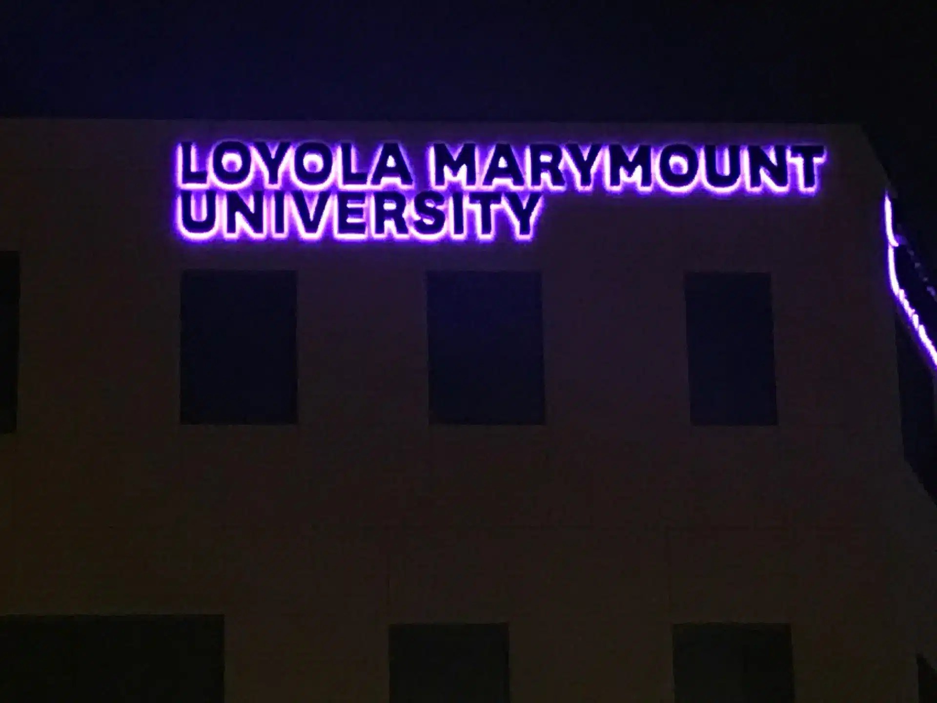 LMU University Hall in Los Angeles Illuminated Sign Resource 4 Signs