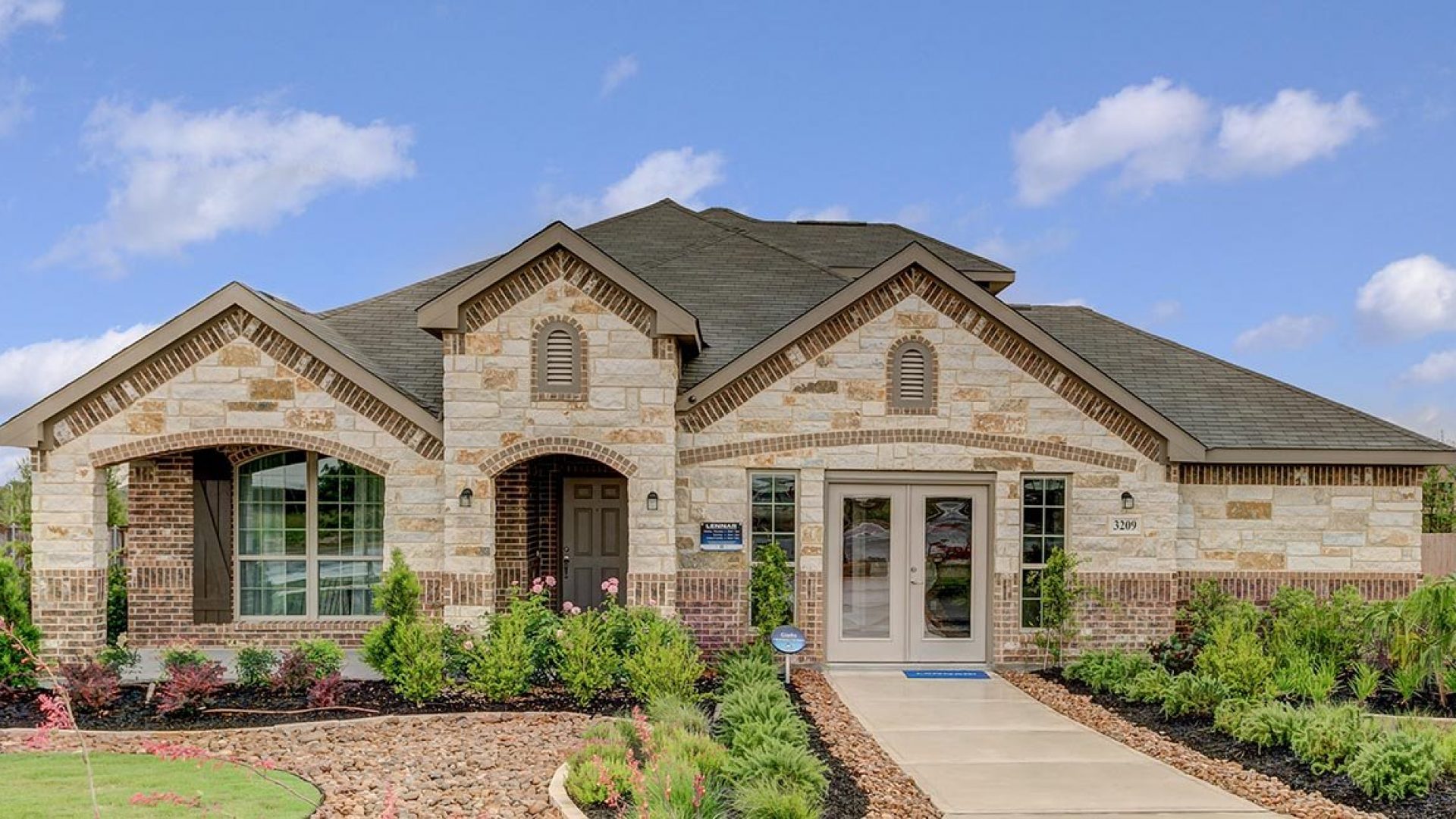 Lennar San Antonio offers last homes in Santa Maria at Alamo Ranch
