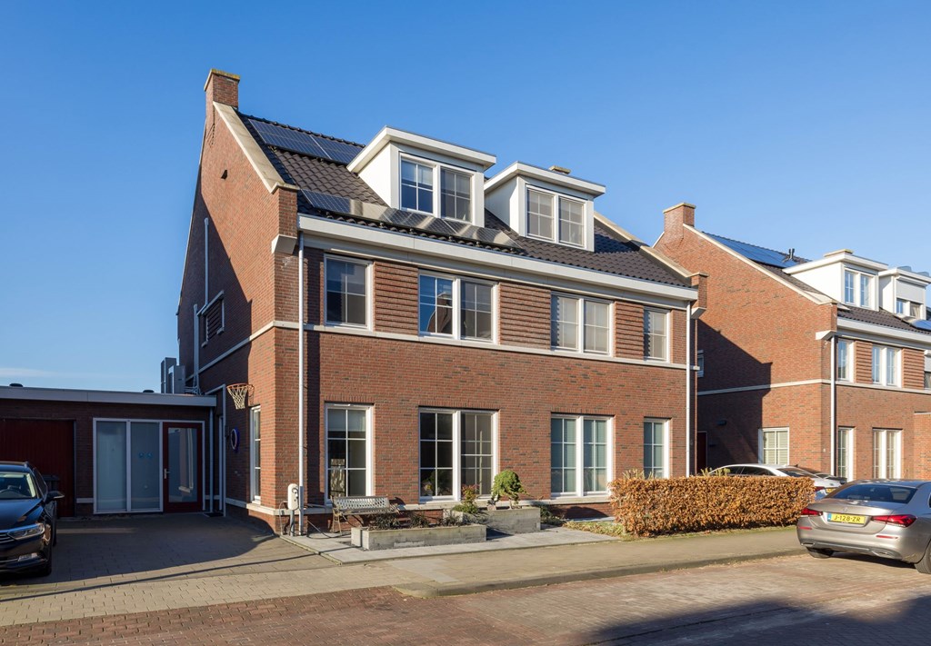 House Bost for rent in Veldhoven 479311