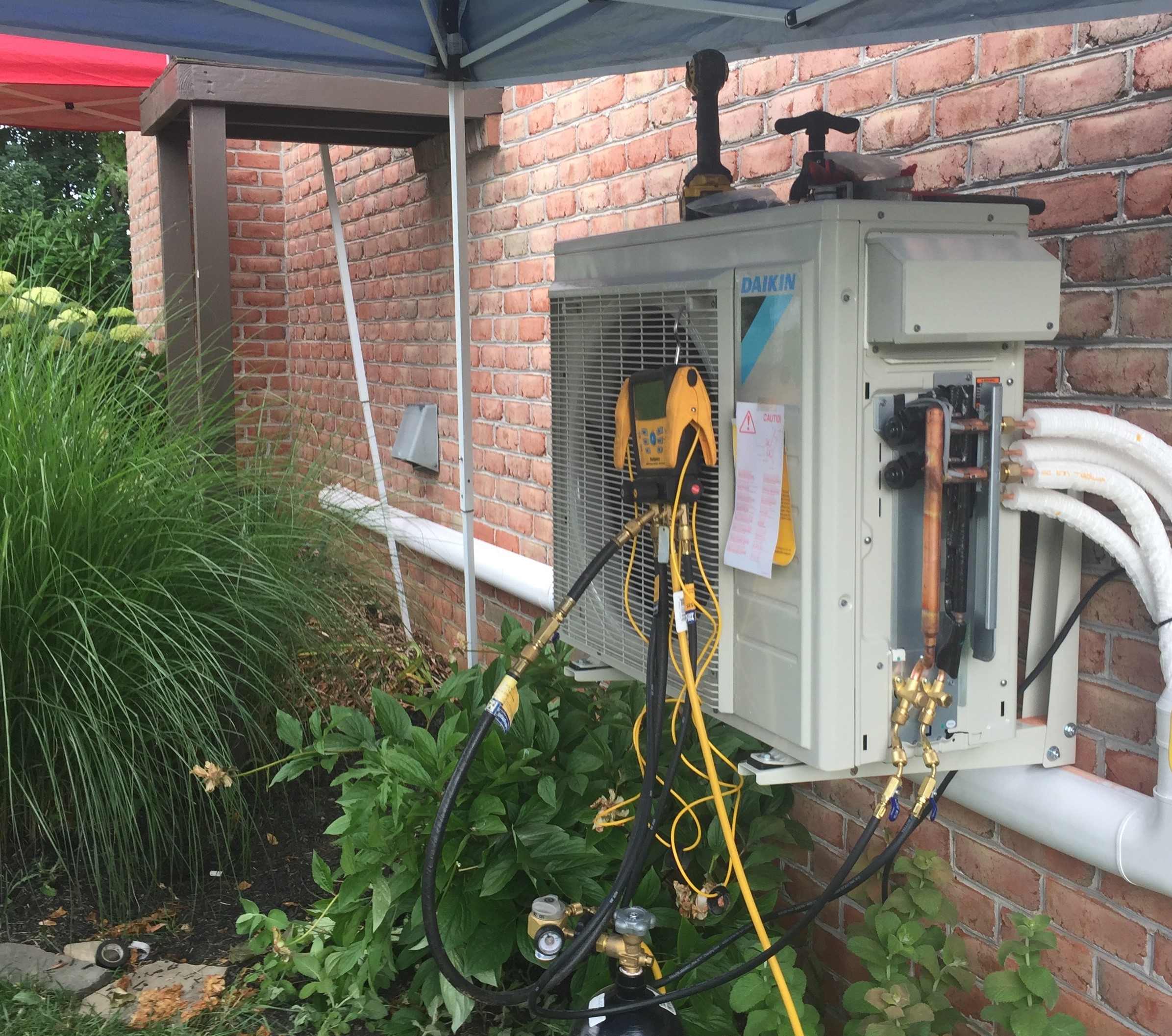 HVAC Gauges Reviews Fieldpiece Adds Confidence and Accuracy