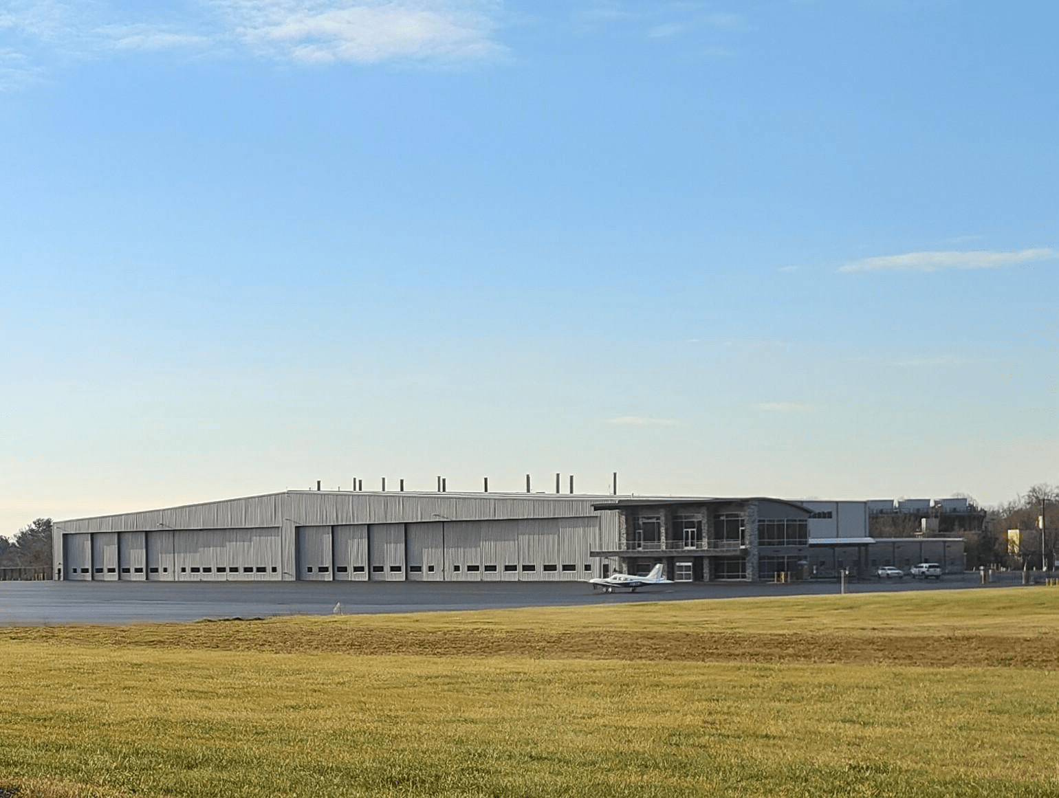 FlightServ opens new corporate jet facility at Trenton Mercer airport