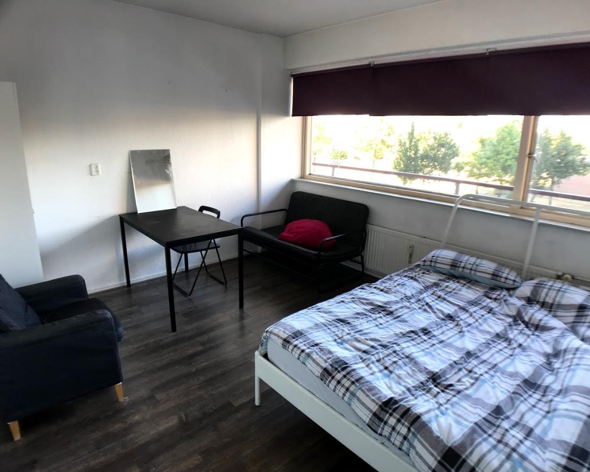 Kamer huren in Amsterdam in de Burgemeester Hogguerstraat KamerSocial