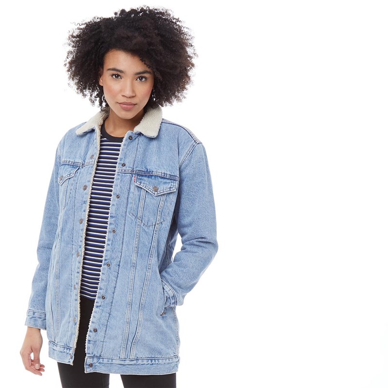 Levi's Damen New Length Sherpa Trucker Jeansjacke Verblasstes Hellblau