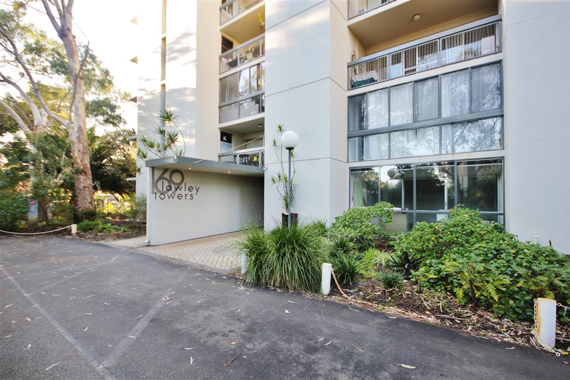 169 Railway Parade, MOUNT LAWLEY WA 6050 Ian Hutchison Real Estate