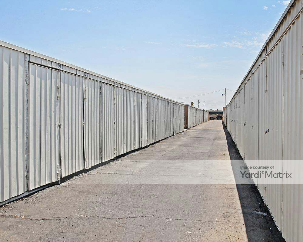 Storage Garage Rentals 3611 North 36th Avenue, Phoenix RentCafe