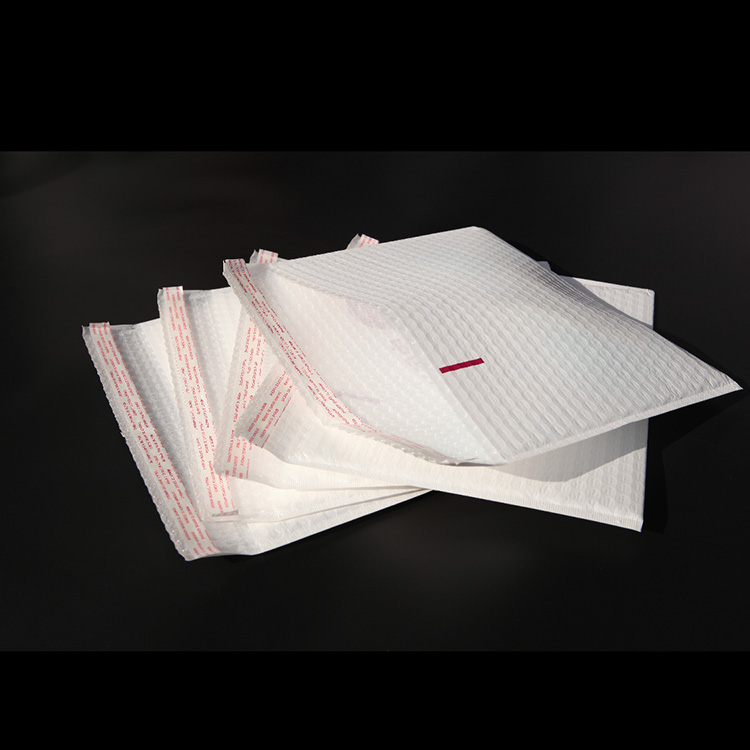 Multilayer laminated bubble mailer bag making machine wantedChoose