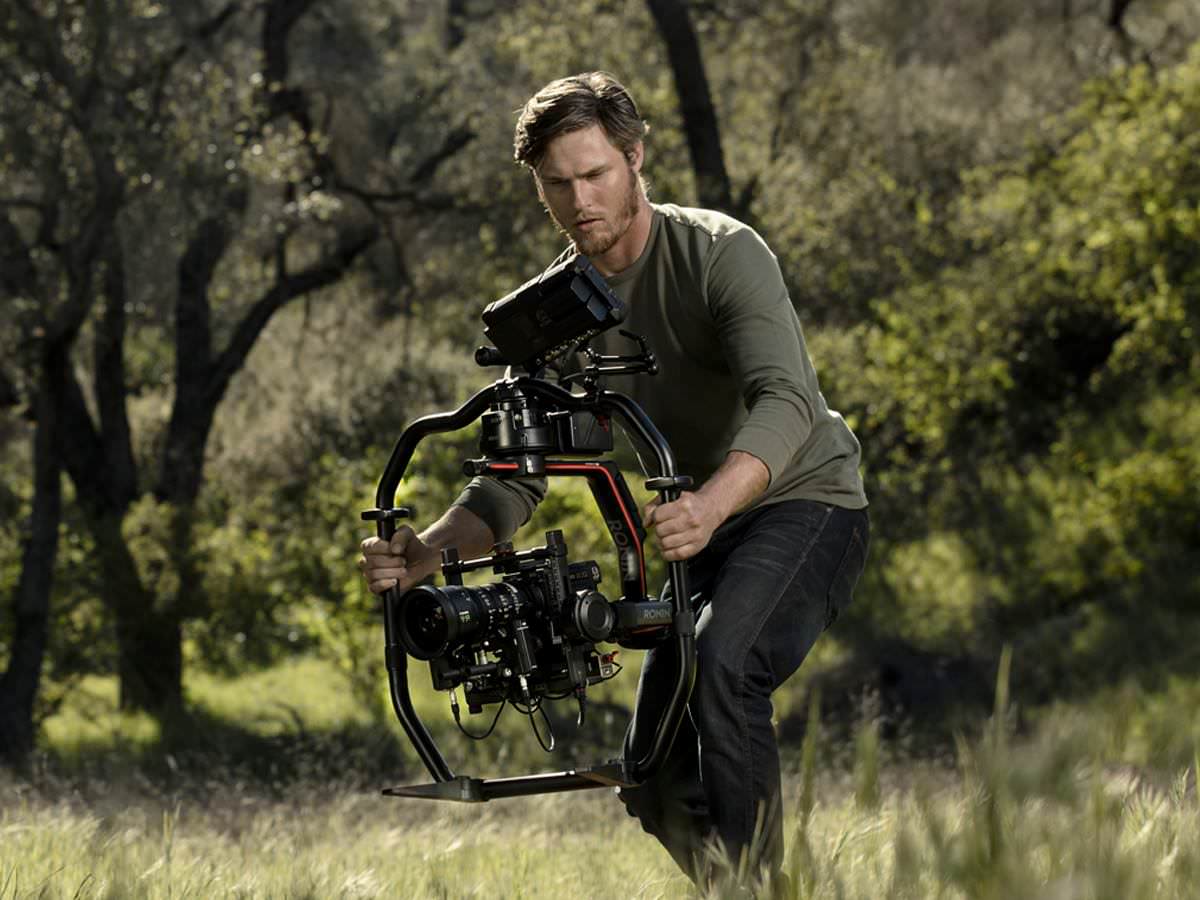 DJI 大疆 正式發表 Ronin 2 穩定器｜可自由地捕捉想要拍的任何場景