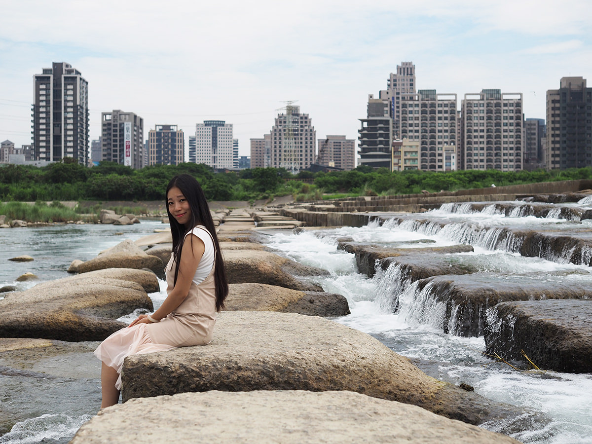 新竹》頭前溪 絕美豆腐岩 岩石美景 ｜攝影師的私房景點