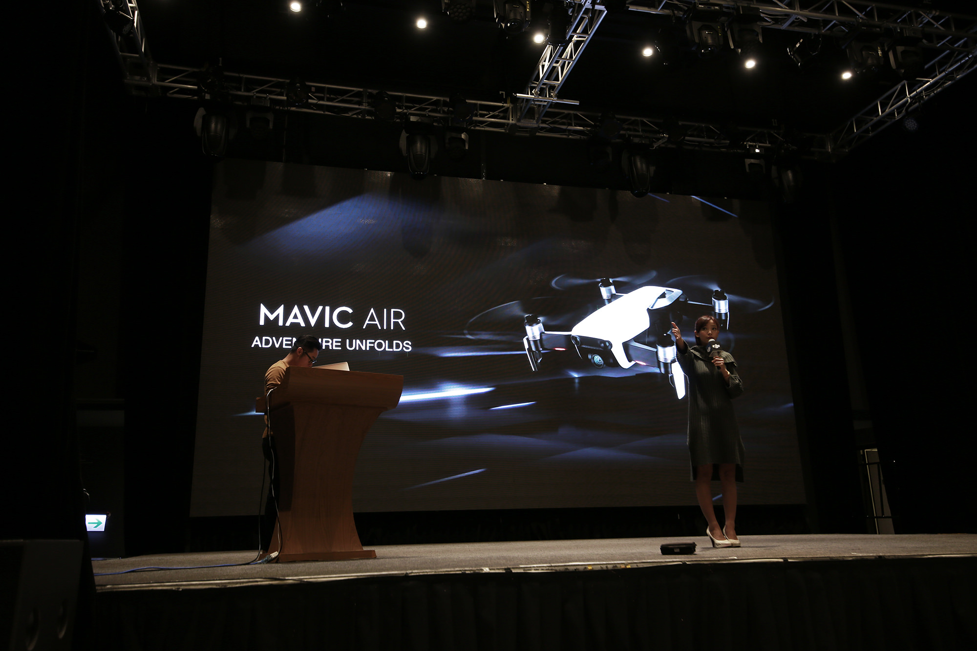 手勢控制更精準 DJI 大疆 Mavic Air 專業便攜空拍機｜台灣區發表會