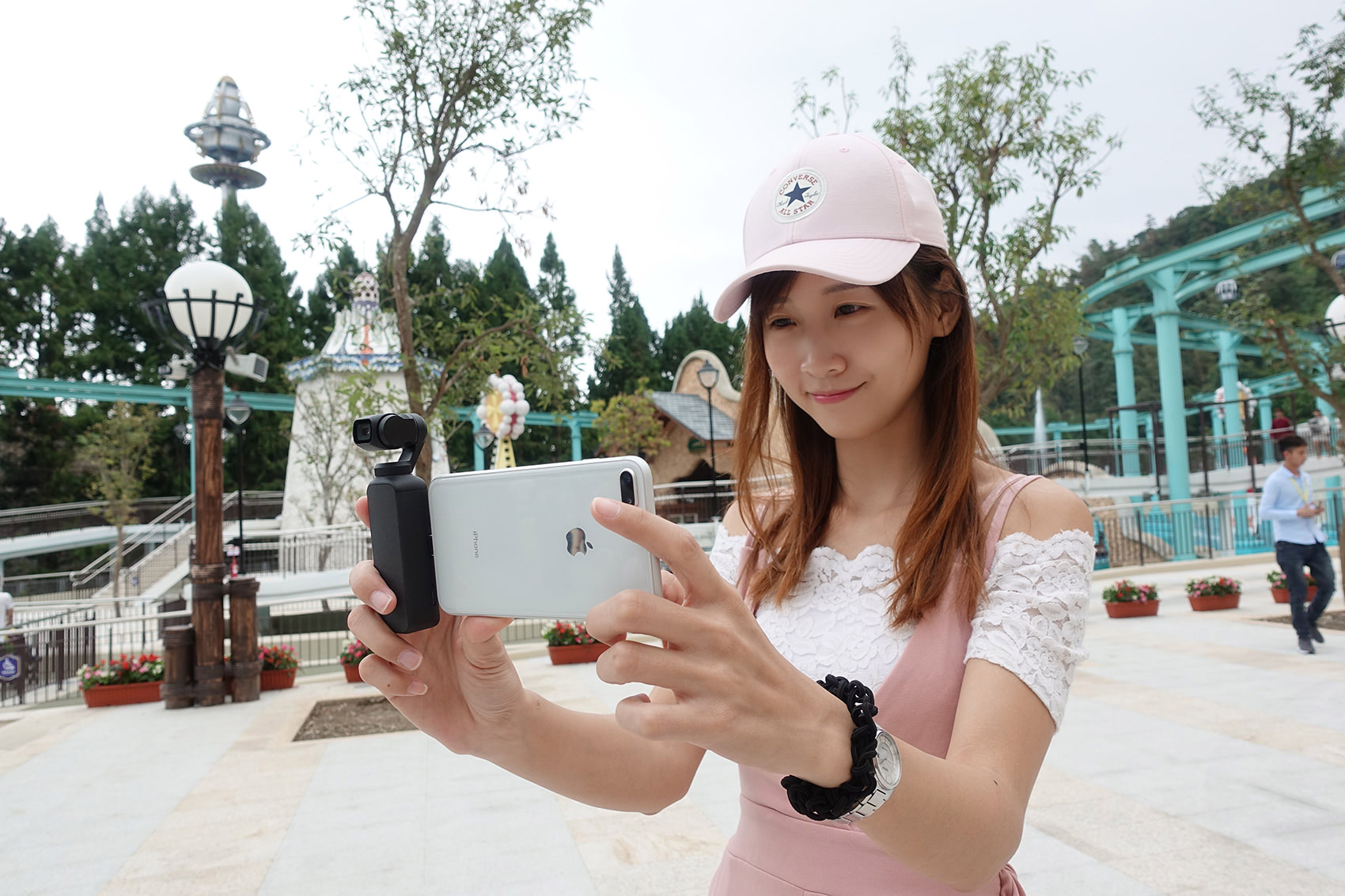 評測》口袋穩定器 DJI 大疆 Osmo Pocket ｜鎖定親子紀錄、聚會遊玩更方便