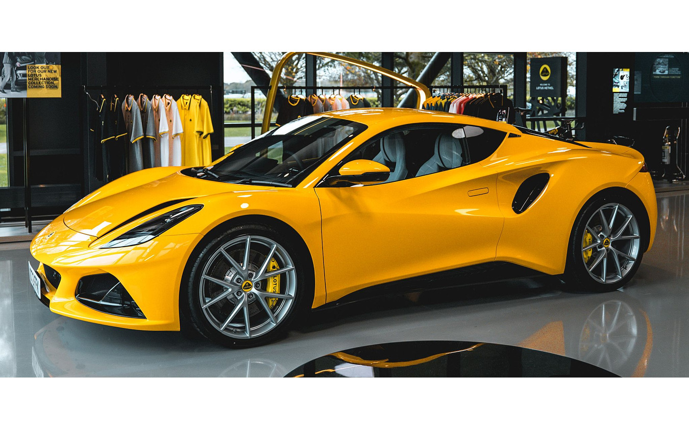 ロータス、新型スポーツカー『エミーラ』を顧客に引き渡し…直接納車を英国で開始 レスポンス（Response.jp）