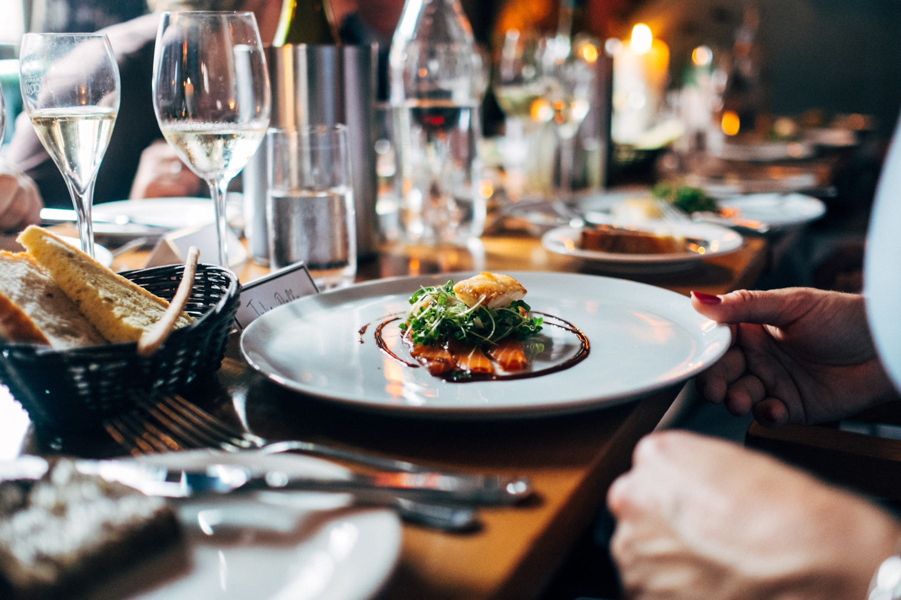 5 Ultimate Tips for Increasing Restaurant Sales