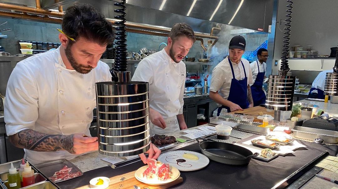 Restaurant Review Casa Bovina Restaurant Hoppen