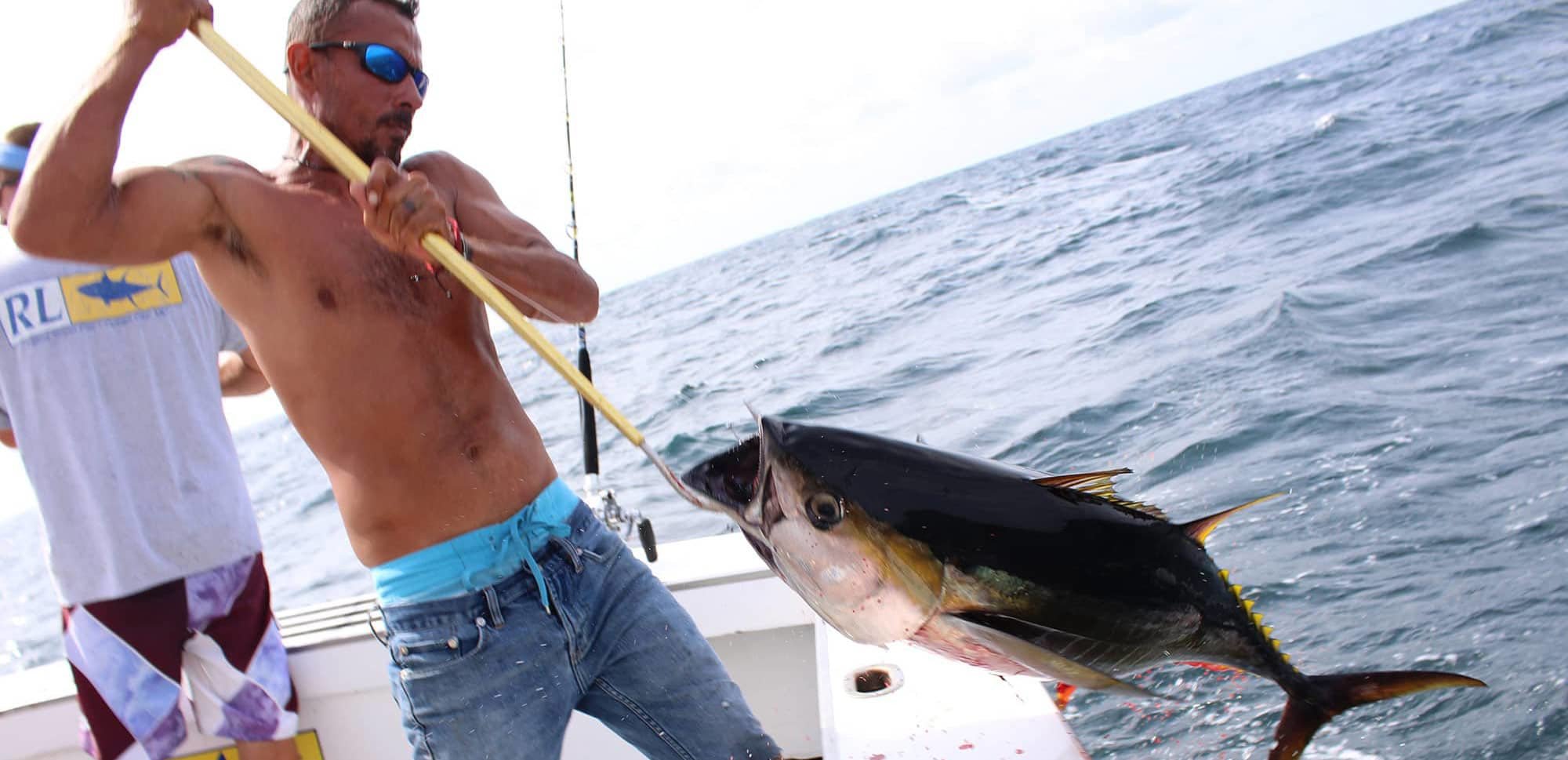 Hooking the Tuna Tuna Fishing Ocean City MD Fishing Charter Boat