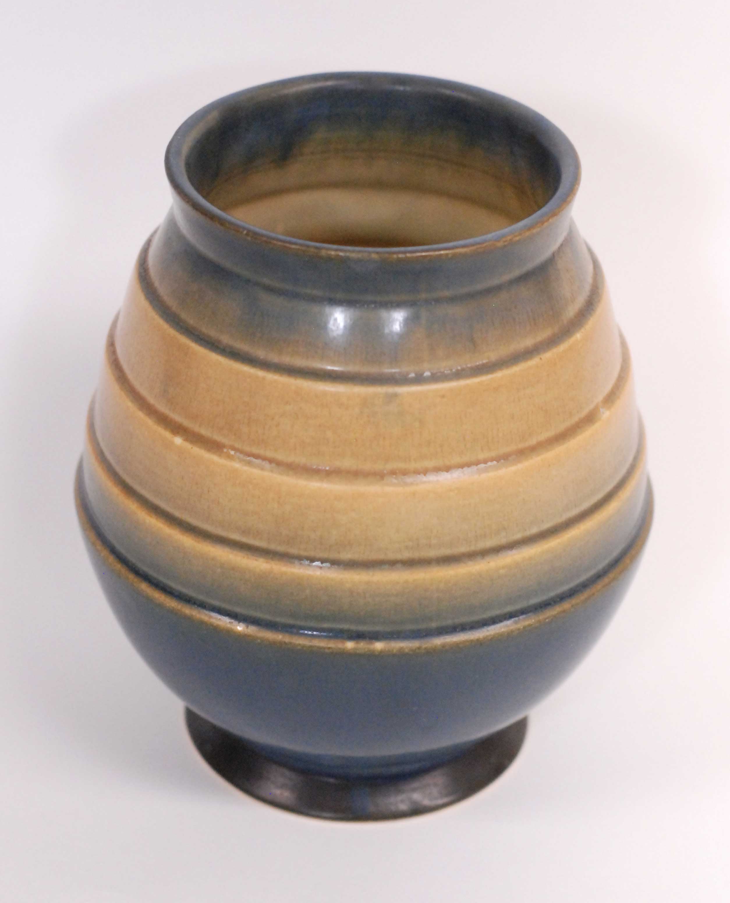 Roseville Futura Vase Restoration Services
