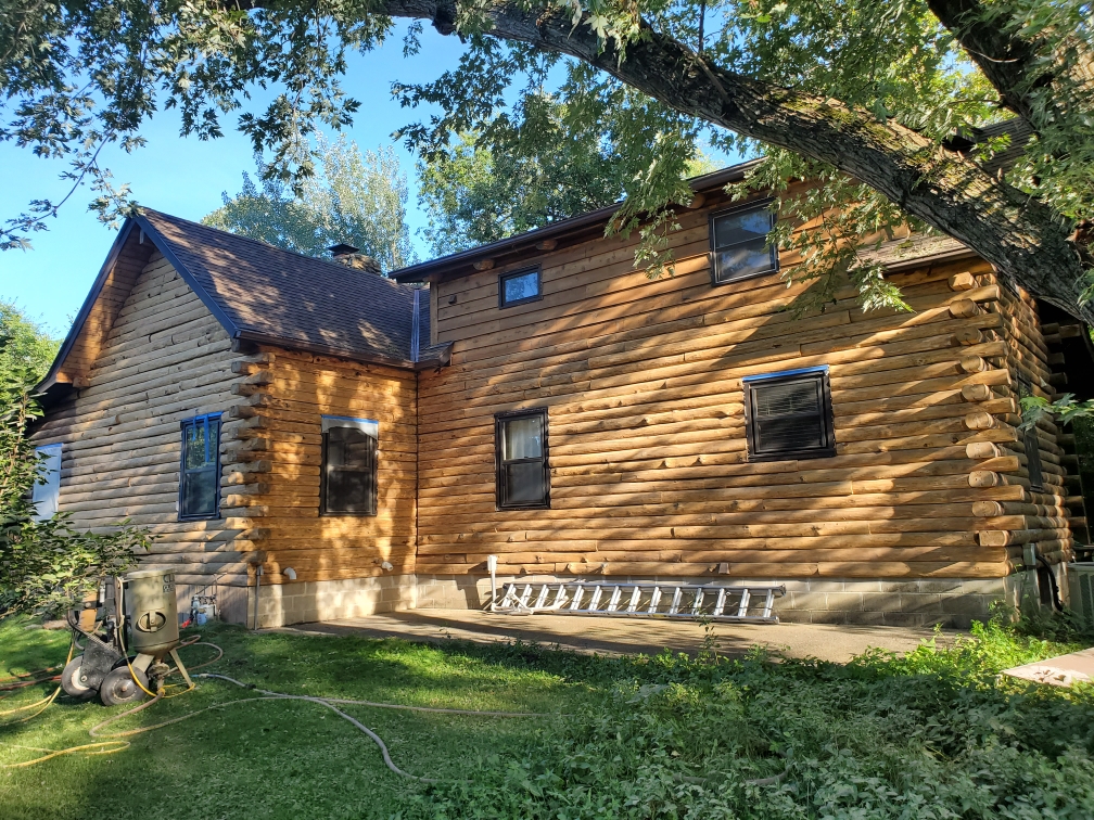 Does Your Log Home Need Staining or Blasting? Edmunds and Company