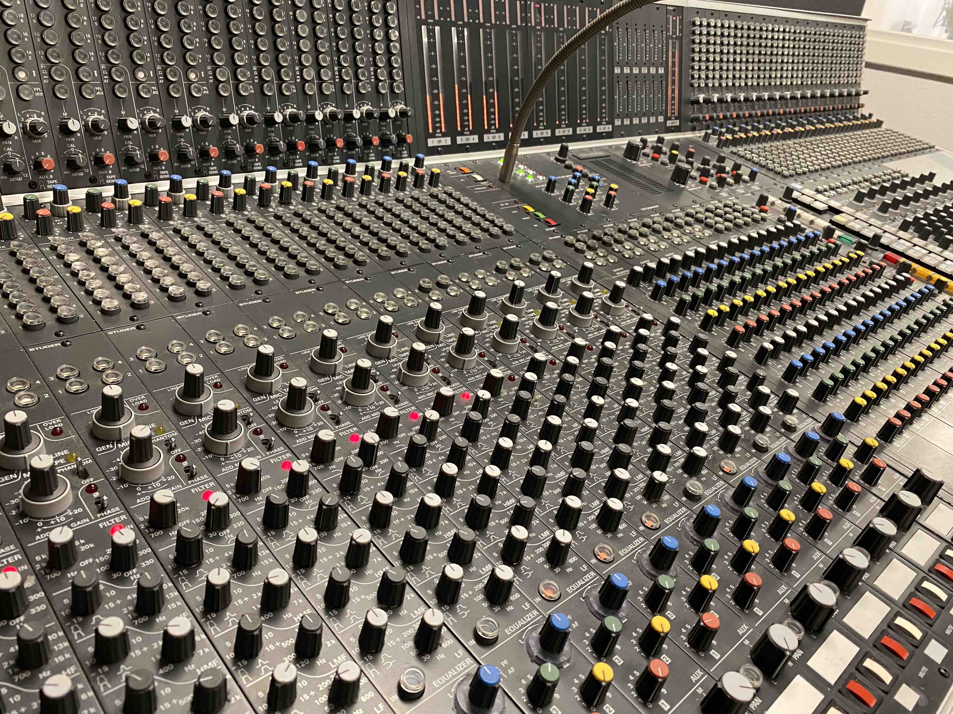 Studer 904 32 channel vintage analogue console Resurface