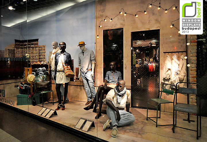Springfield window display, Budapest