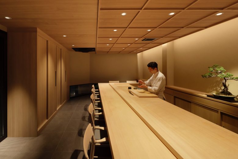 » Sophisticated Luxury Sushi restaurant