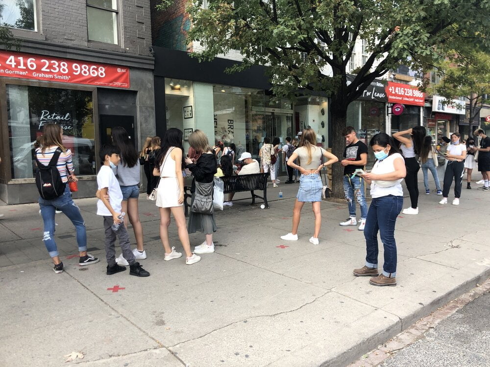 Massive Daily Lineups at Brandy Melville Stores in Canada a Result of