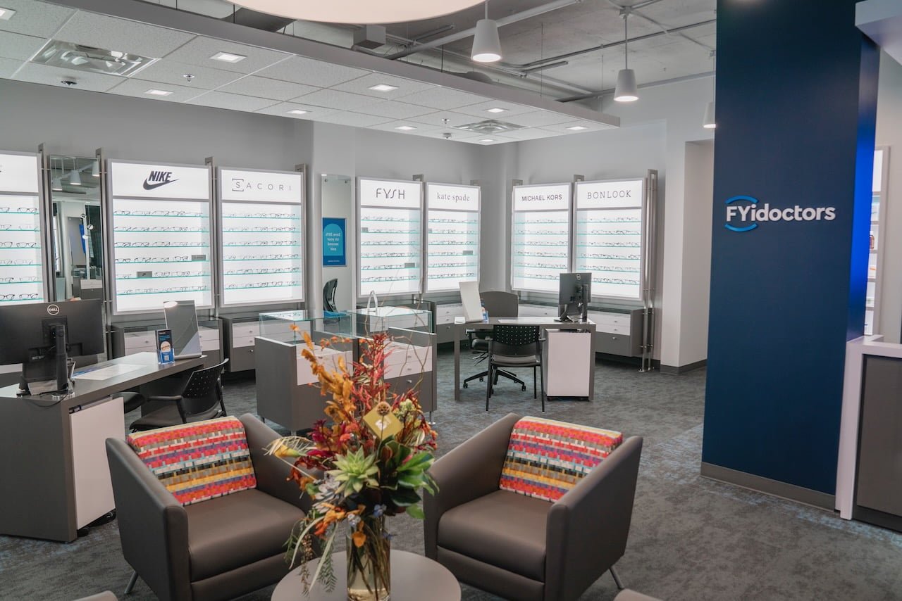 FYidoctors Opens Calgary Flagship Store with Plans for Further Growth