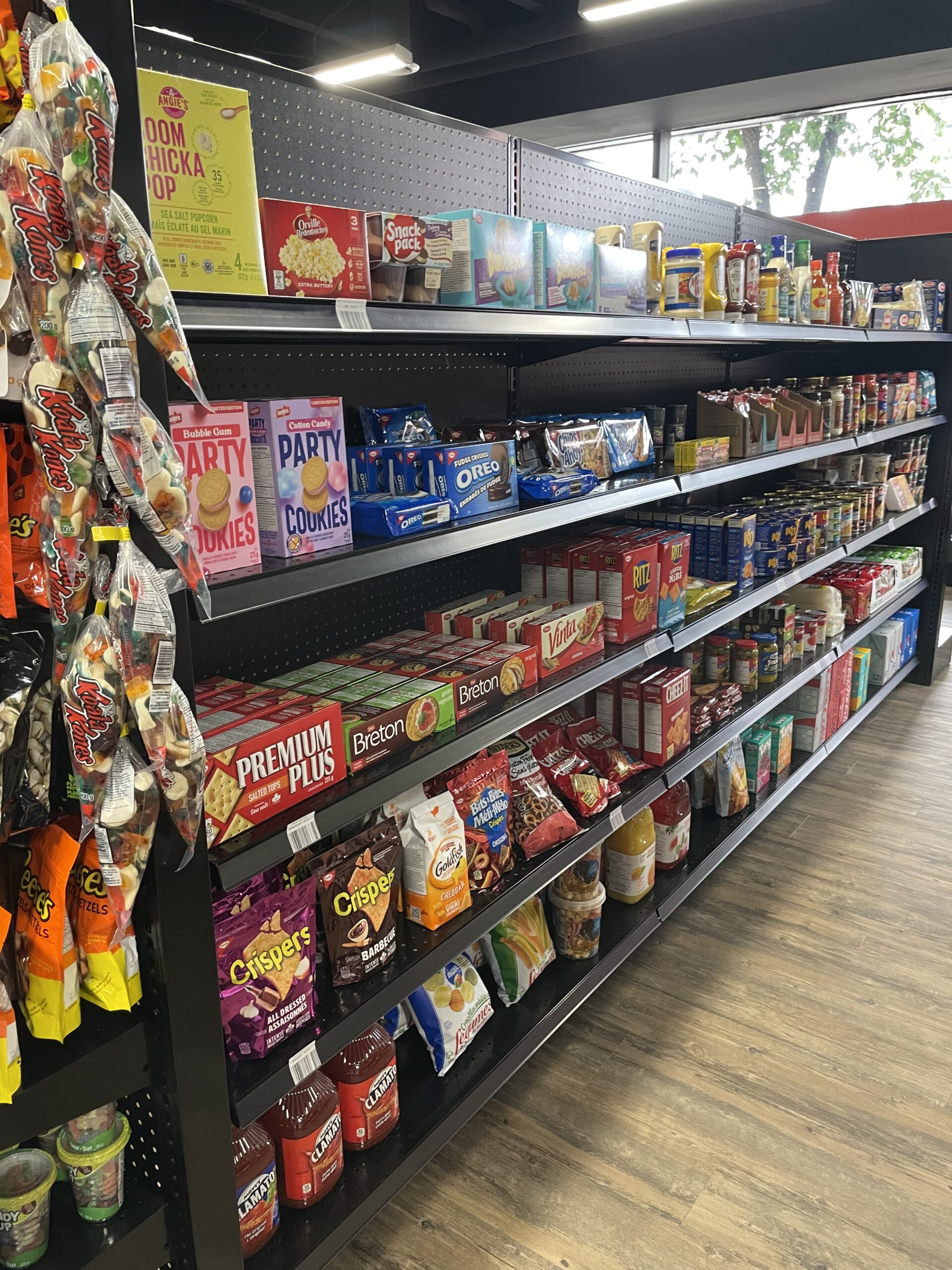 Hybrid AppBased Convenience Store Launches 1st Location in Downtown