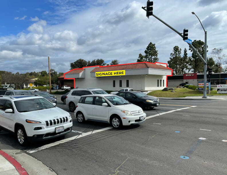 573575 W Vista Way Retail Insite